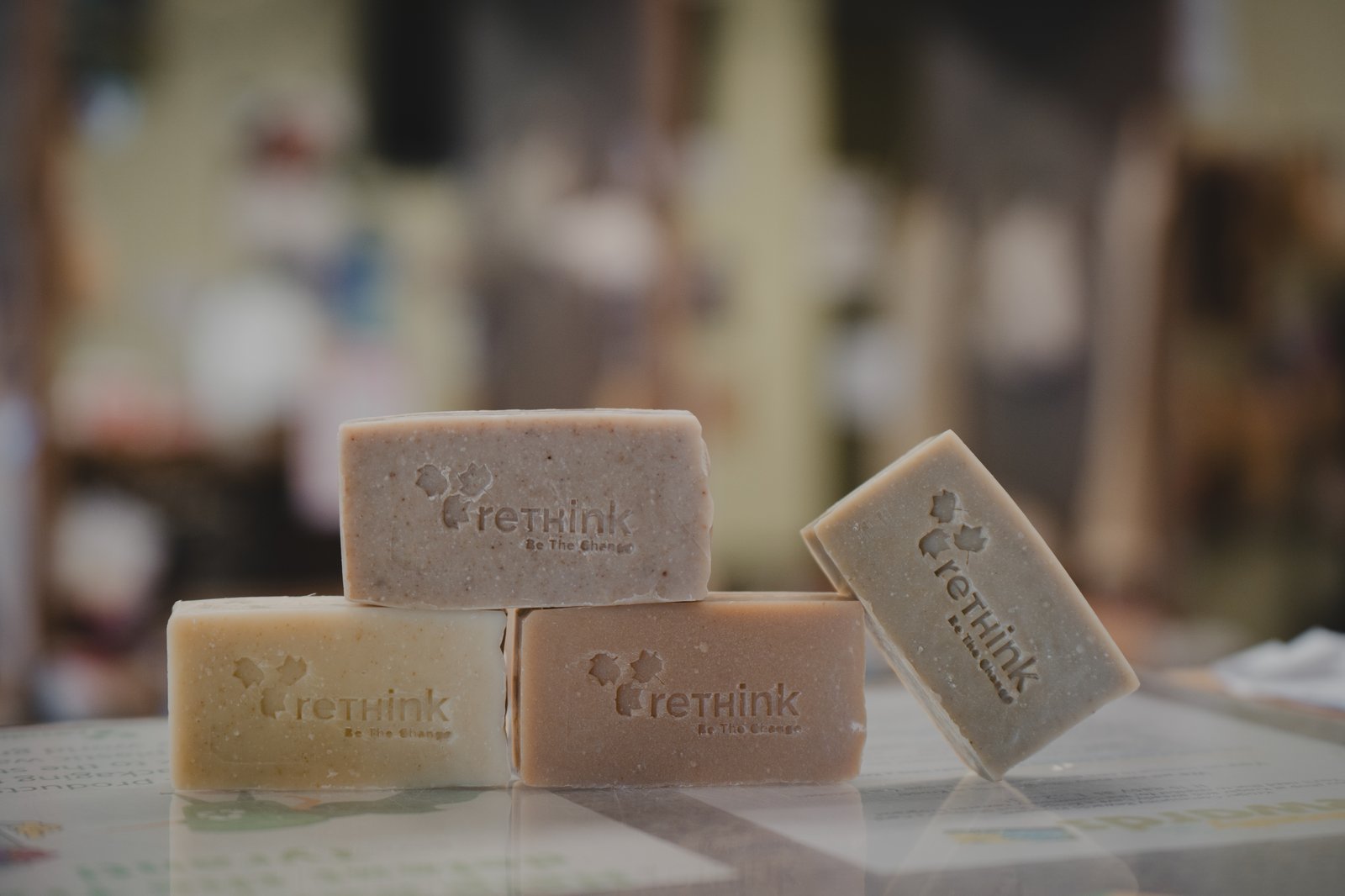Natural plastic-free shampoo bar